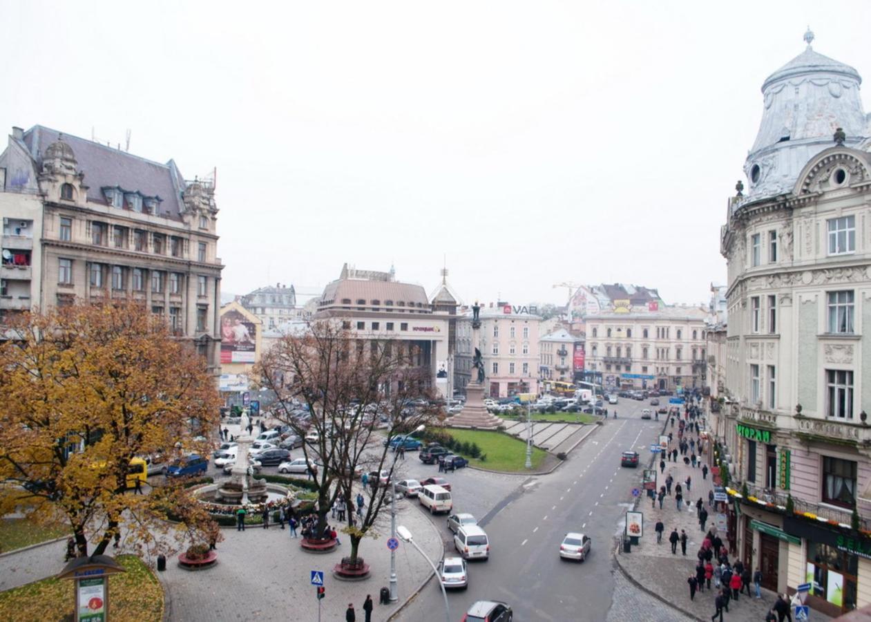 Apartment On Lychakivska 6-A Lviv Exterior photo